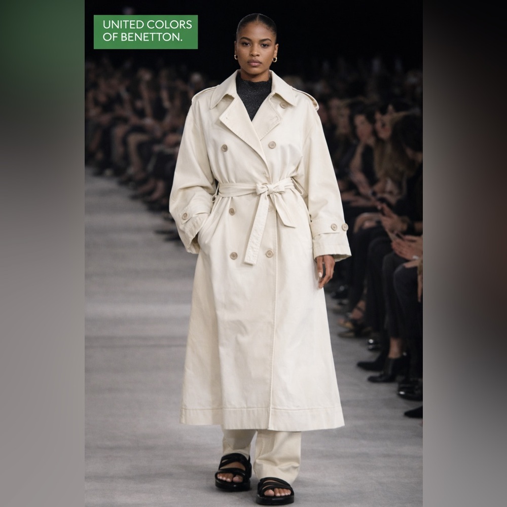 Benetton Oversized Classic Cotton Trench Coat with Belt – Vintage Pre-Loved